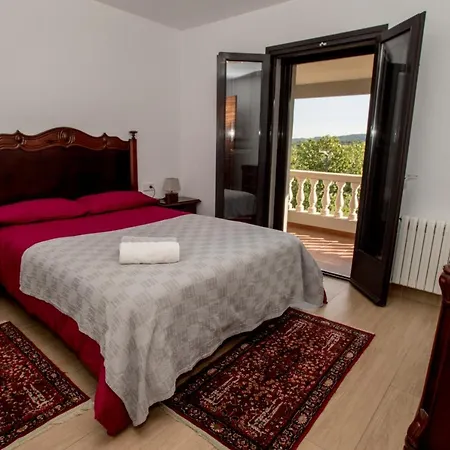 Holiday home Les Serres Sant Roma de Mianigues